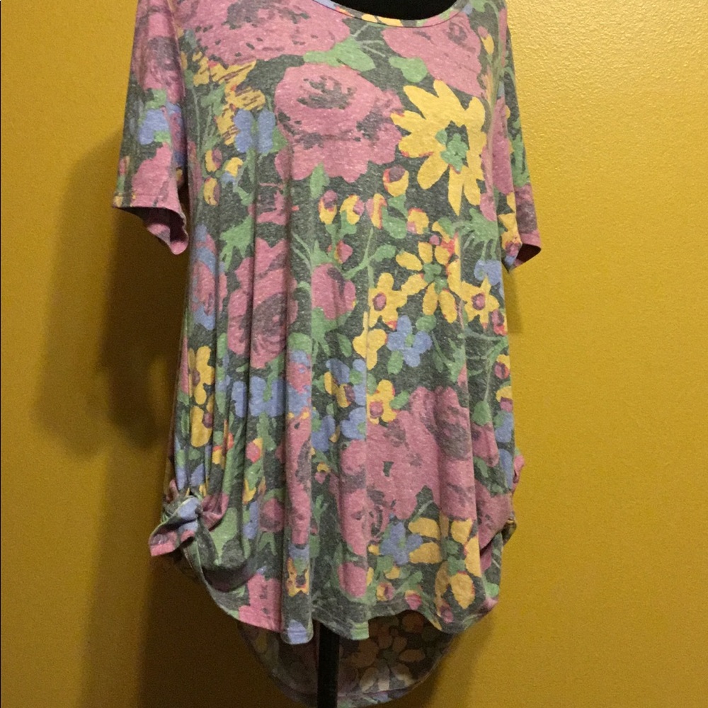 LuLaRoe Perfect T